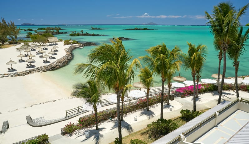 Lagoon Attitude Beach